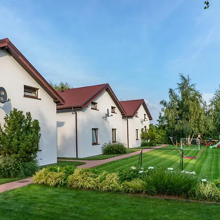 別荘 Wczasowe Alexjan ドンプキ