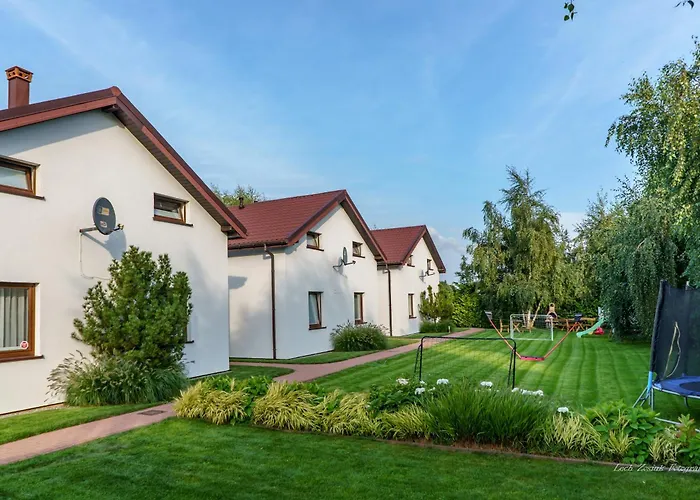 別荘 Wczasowe Alexjan ドンプキ